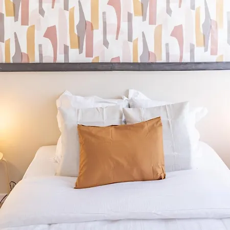Apartment Le Shopper - Confortable Et Lumineux - Parking La Chapelle-Saint-Luc